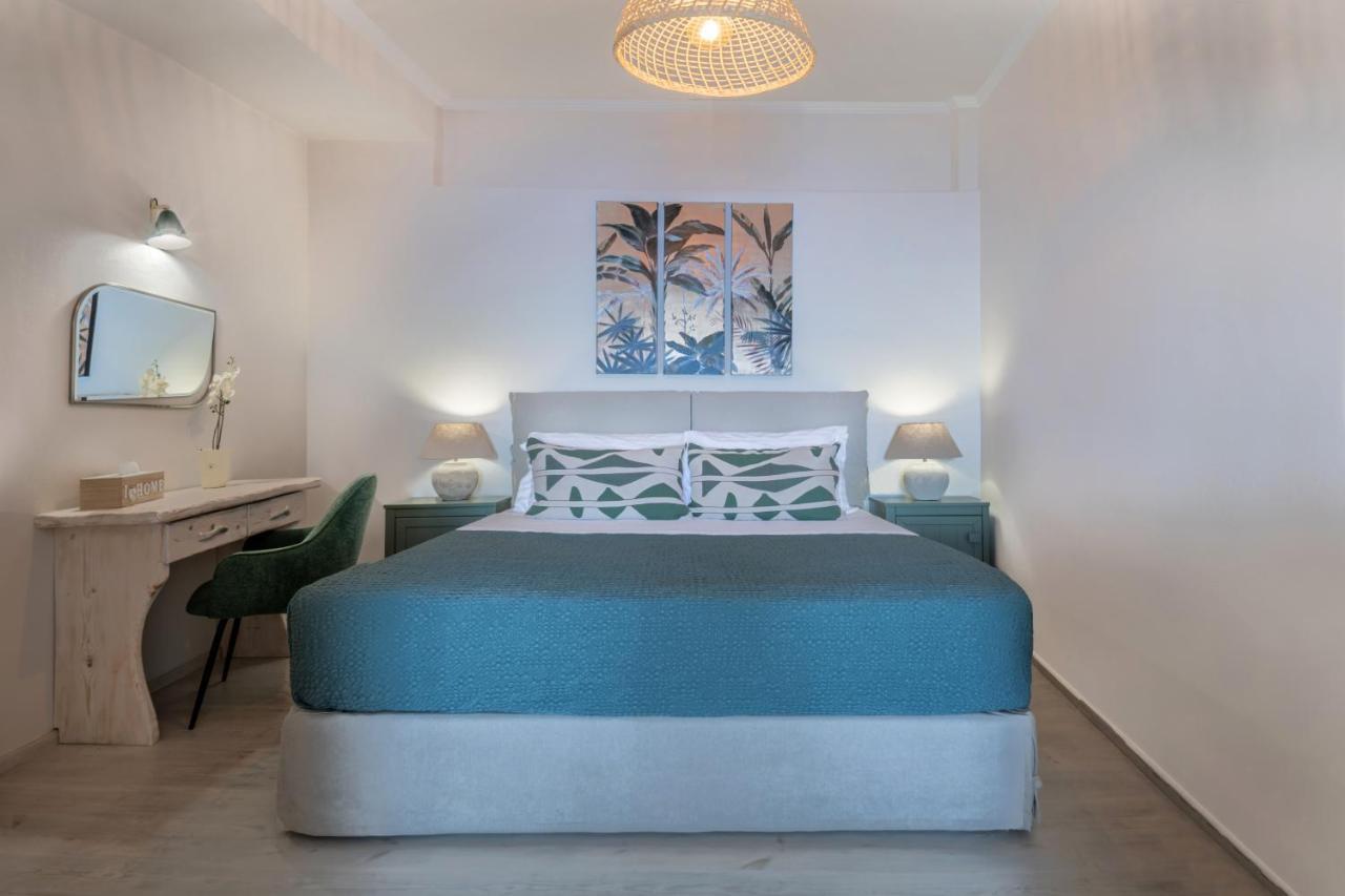 Athermi Suites - Adults Only Fira  Dış mekan fotoğraf