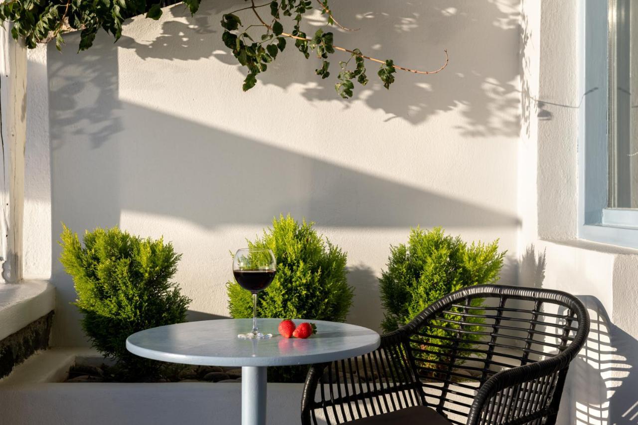 Athermi Suites - Adults Only Fira  Dış mekan fotoğraf